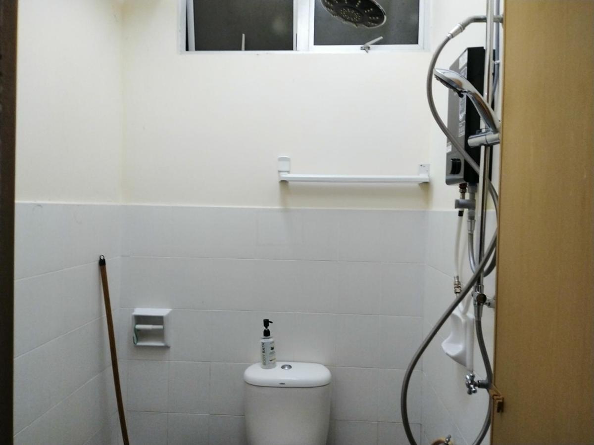 Homestay Kuala Terengganu Near Batu Burok, Hospital Hsnz, Ktcc Mall, Drawbridge A Eksteriør billede