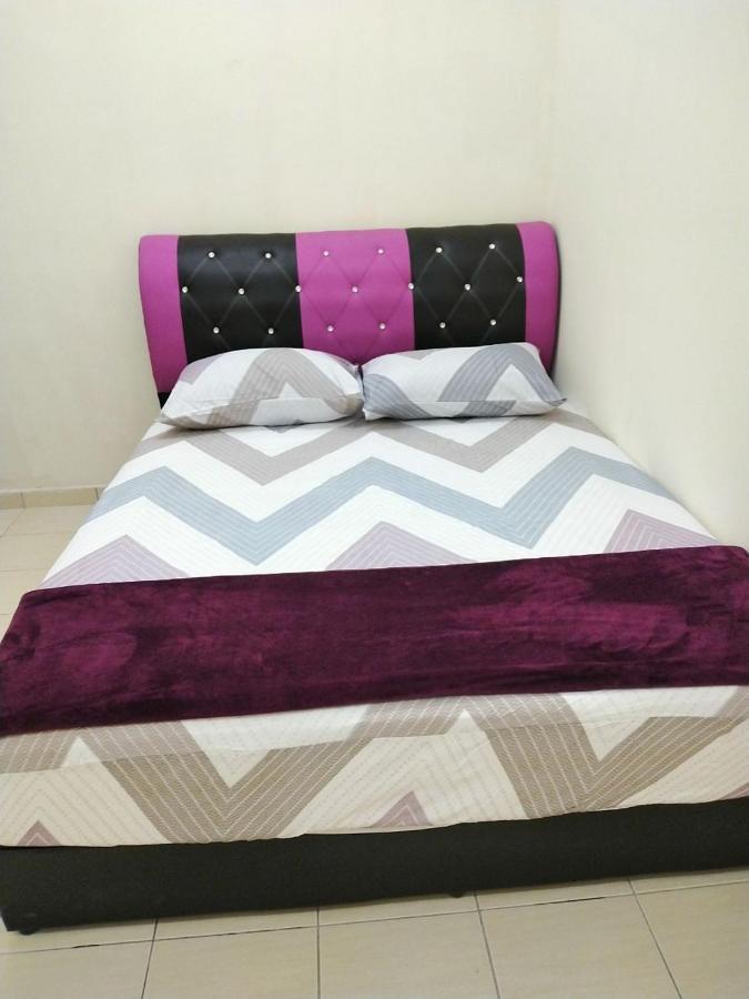 Homestay Kuala Terengganu Near Batu Burok, Hospital Hsnz, Ktcc Mall, Drawbridge A Eksteriør billede