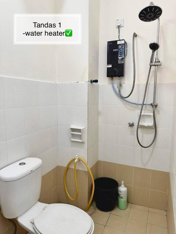 Homestay Kuala Terengganu Near Batu Burok, Hospital Hsnz, Ktcc Mall, Drawbridge A Eksteriør billede
